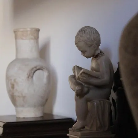 Il Chiostro * كالياري