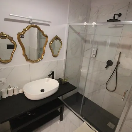 Il Chiostro Κάλιαρι